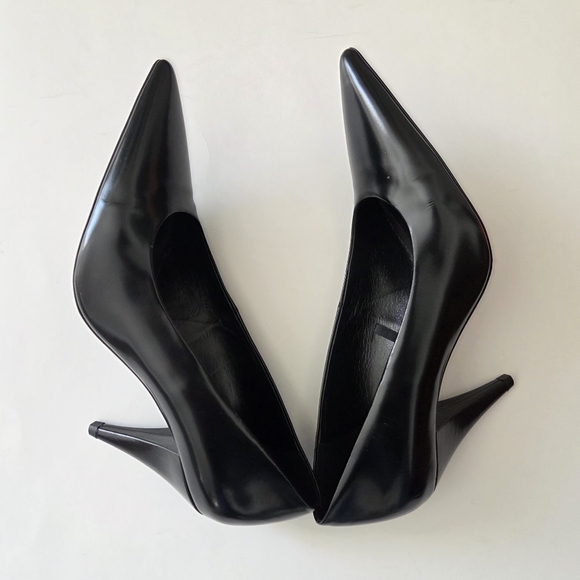 Massimo Dutti STUDIO | Pointed Toe Architectural Heel Pumps | 90s Minimalism - Picture 12 of 13